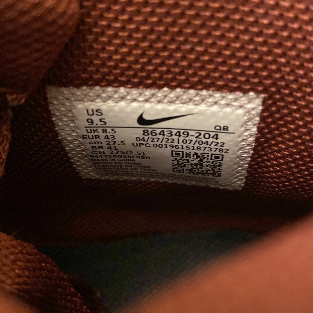 Nike SB Blazer Mid Men's Maroon Suede Leather Sneakers Size 9.5 - Picture 3 of 10